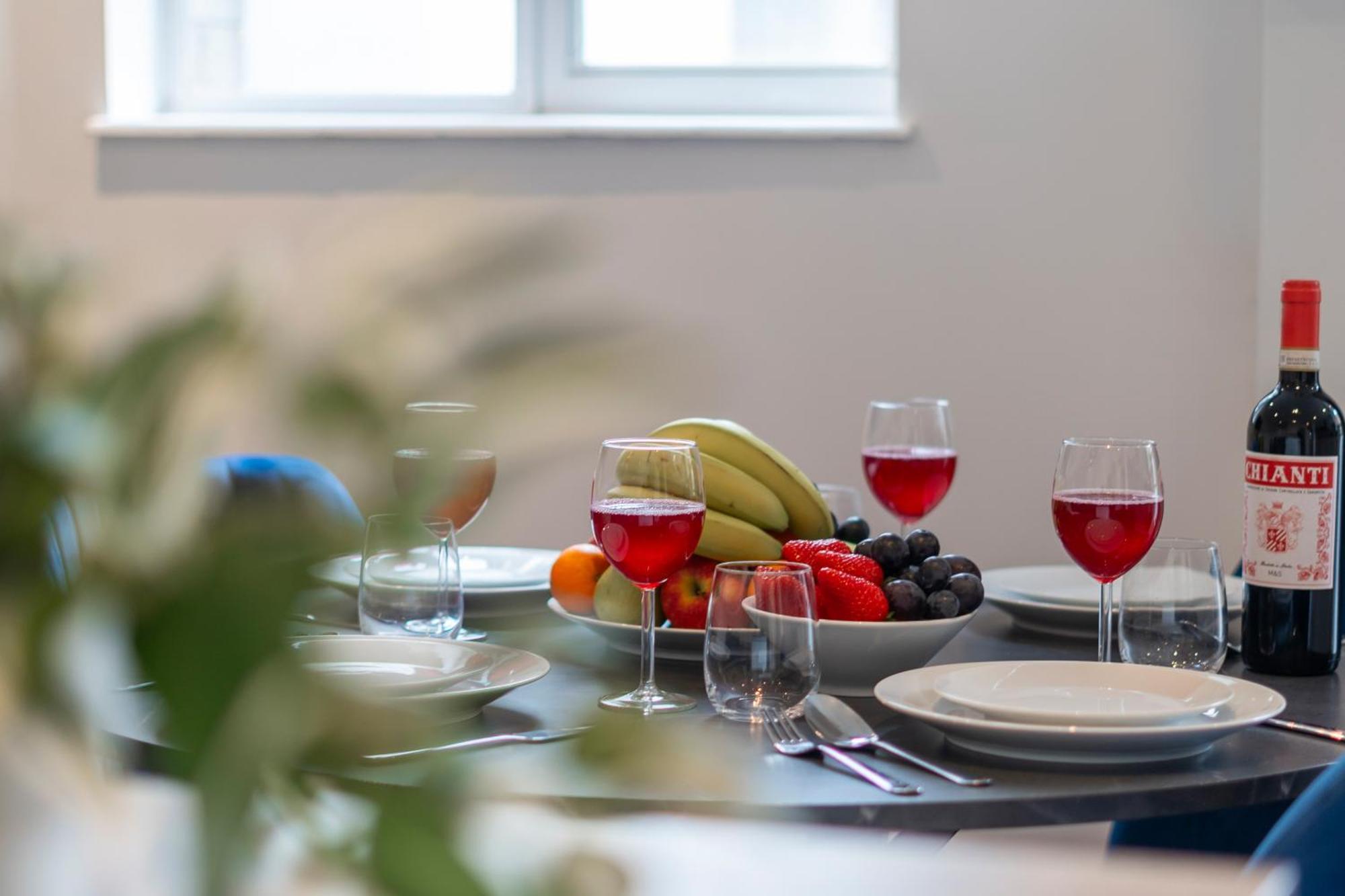 Stay At Whitfield Street Лондон Екстер'єр фото
